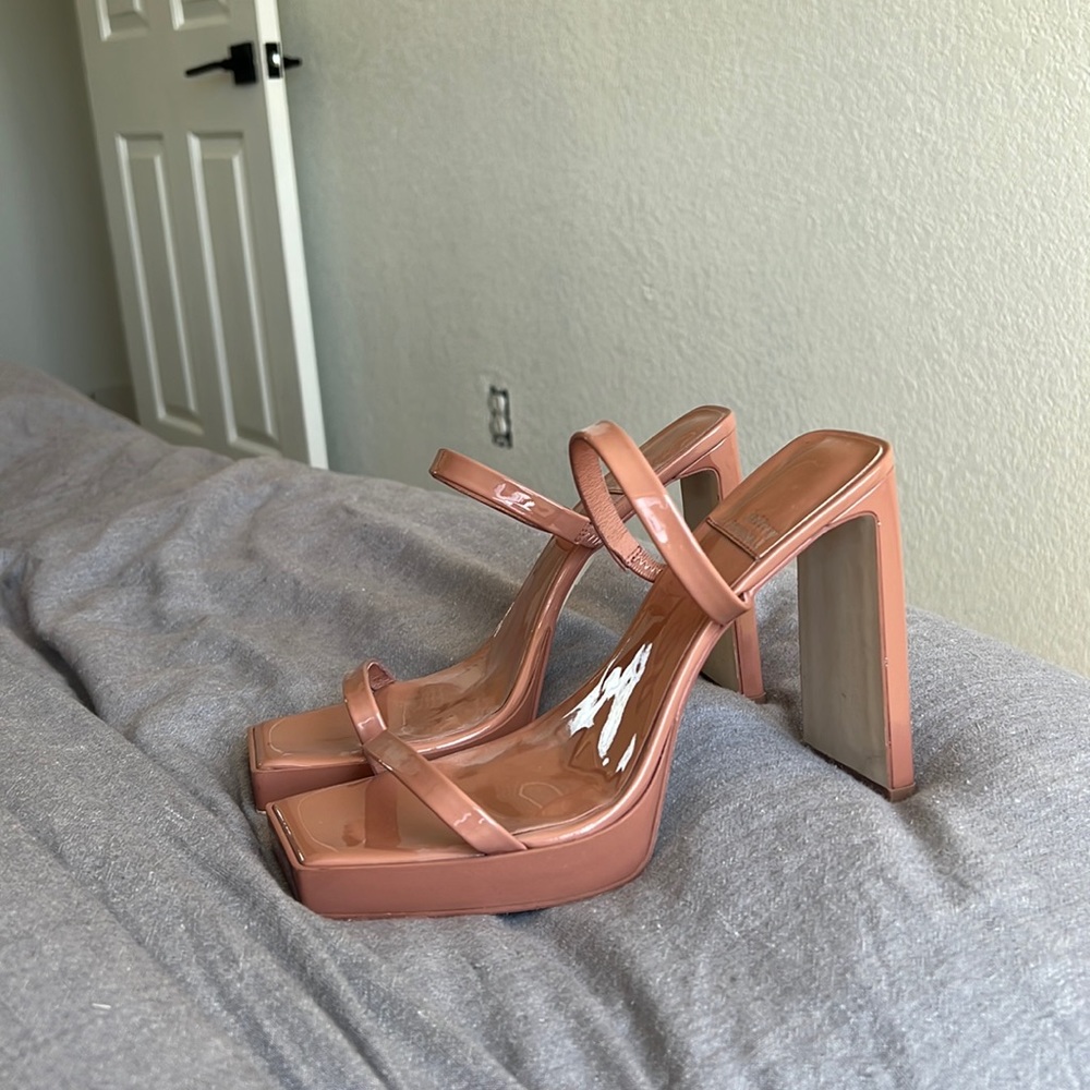 Hustler Platform Mule in Dusty Blush Patent